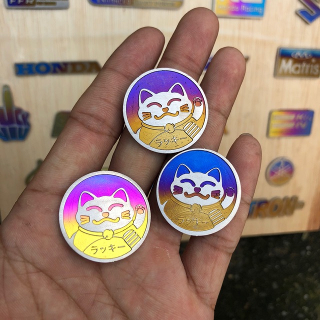 Tem titan logo Mèo thần tài