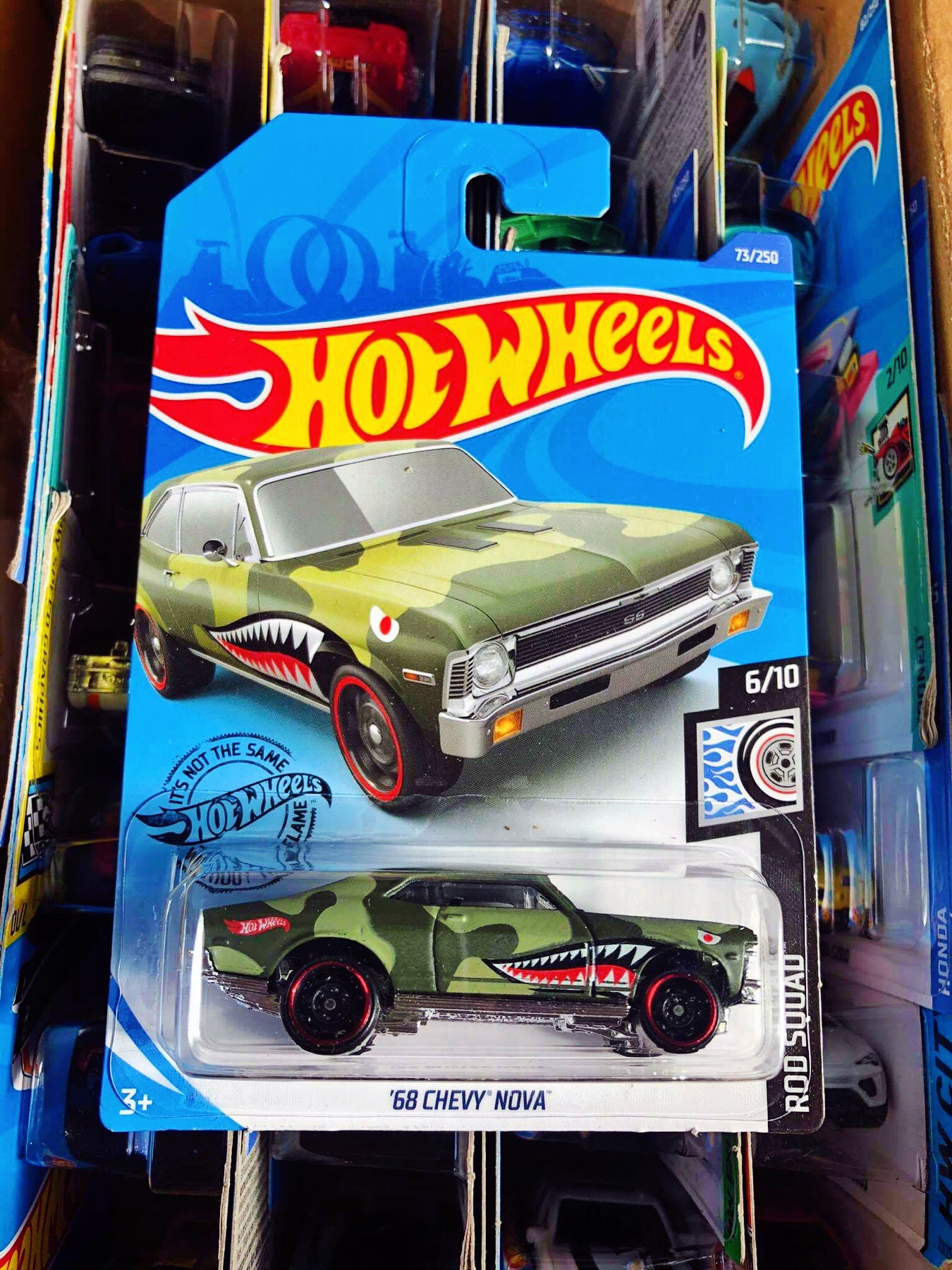 Xe Mô Hình Hot Wheels tỉ lệ 1:64 "68 Chevy Nova" (Team Shark Camo)
