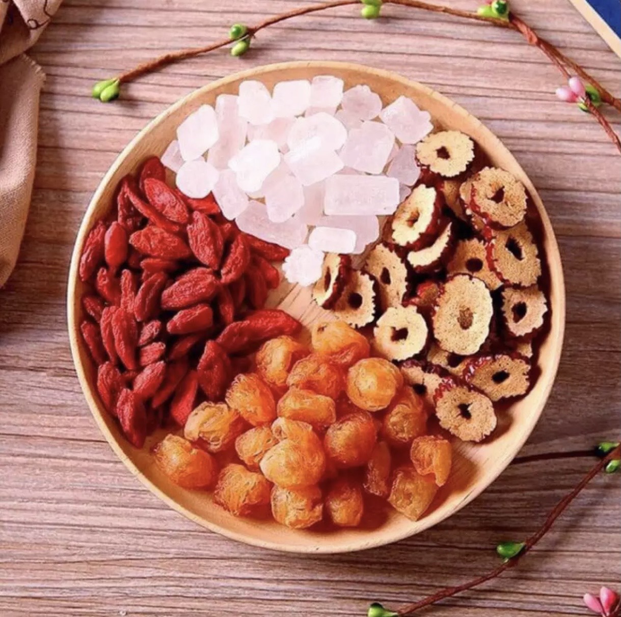 Trà Dưỡng Nhan - Kỷ tử, long nhãn, táo đỏ