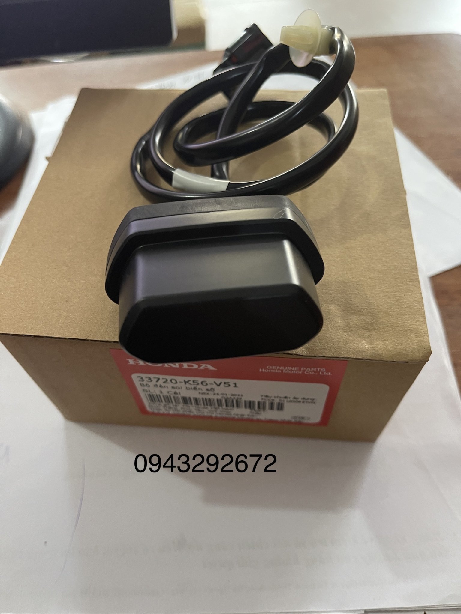 Bộ Đèn Soi Biển Số Winner X Honda ( 33720K56V51 )