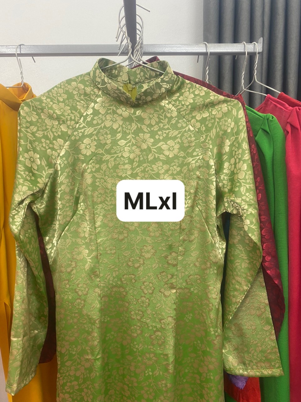 Áo dài gấm Liễu Thanh cao cấp có bigsize (chỉ áo)
