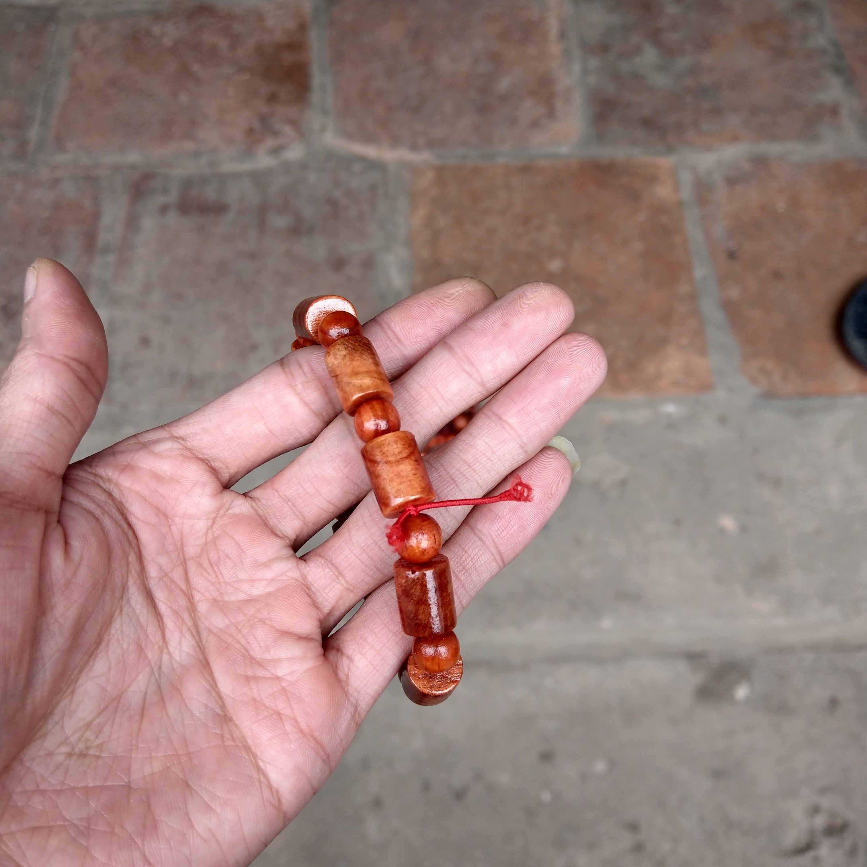 Vòng Tay Gỗ Huyết Long - Hạt Đốt Trúc - Size 10mm