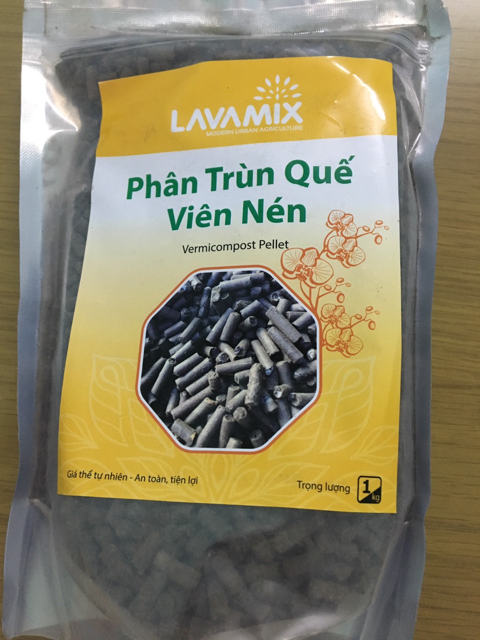 pHÂN TRÙN QUẾ VIÊN NÉN LAVAMIX GÓI 1KG
