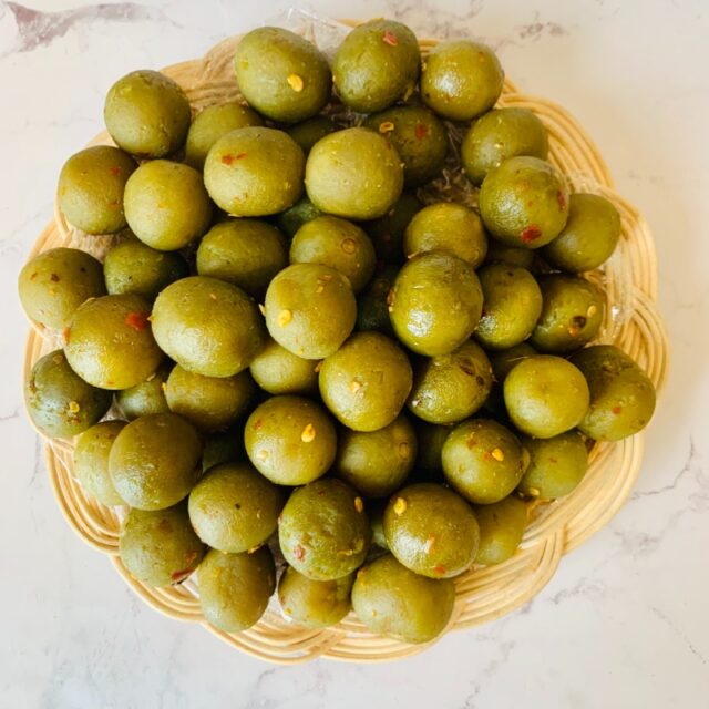 Mận cay không hạt