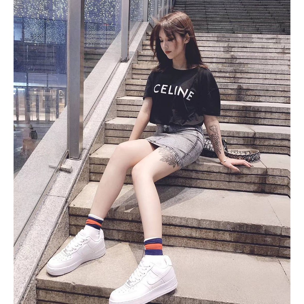 Áo Thun CELINAE giống Lisa và V