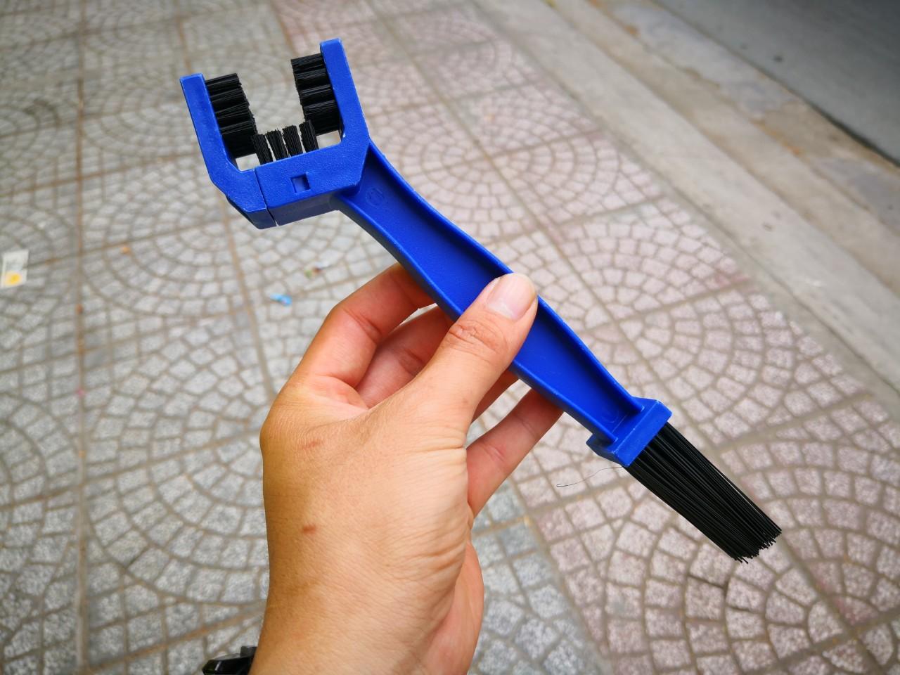 [HCM]Bàn Chải Vệ Sên Bàn Chải Sên Xe Máy 3D