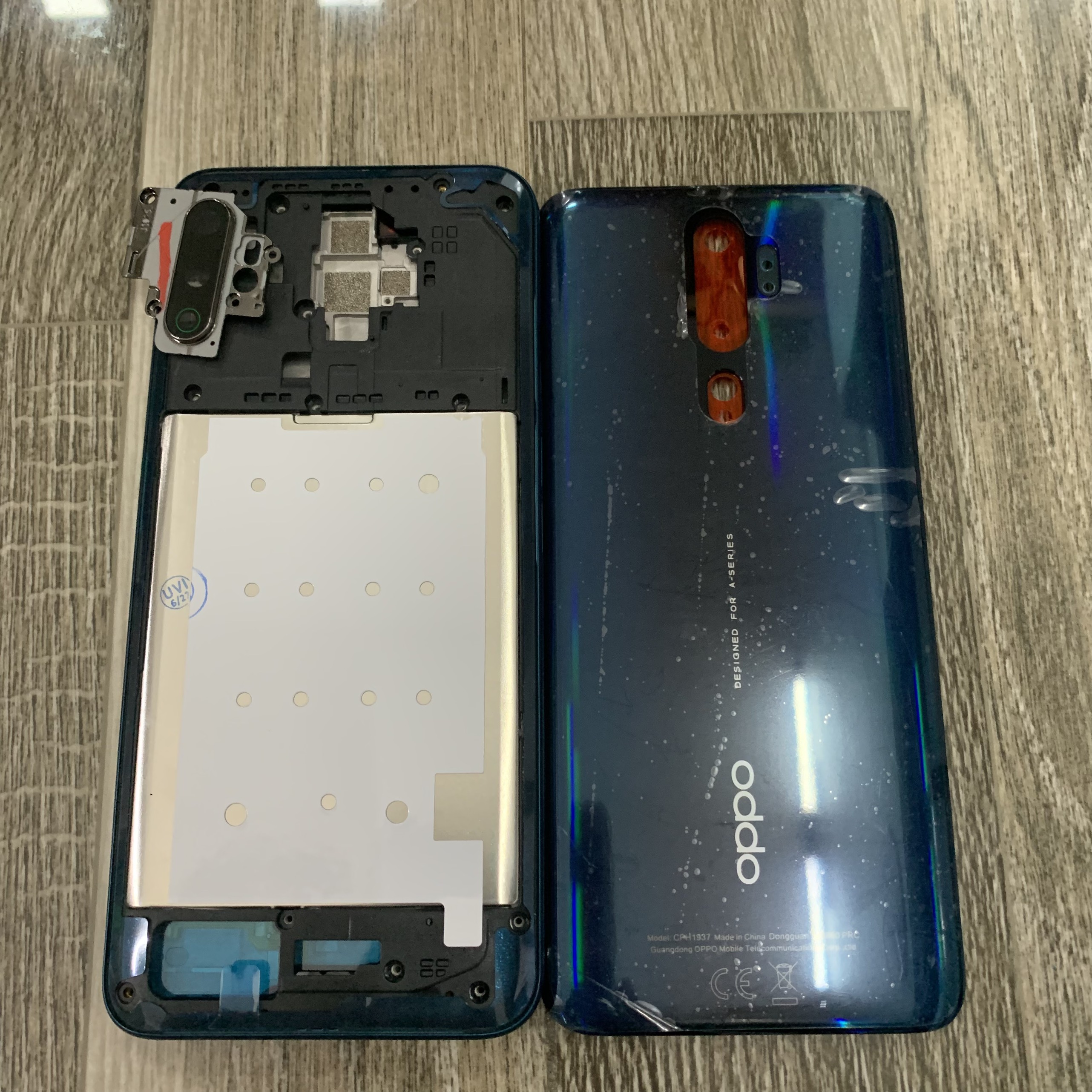 vỏ bộ điện thoại oppo a9(2020),a5(2020)có khèm cả khe sim
