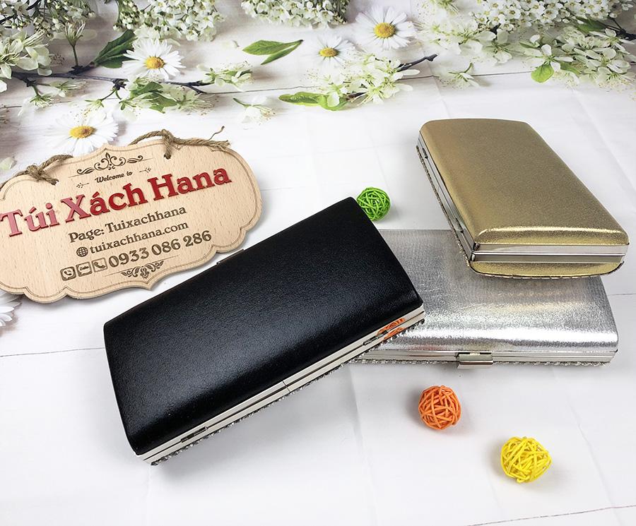 VÍ DỰ TIỆC CẦM TAY ĐÍNH ĐÁ SIÊU SANG