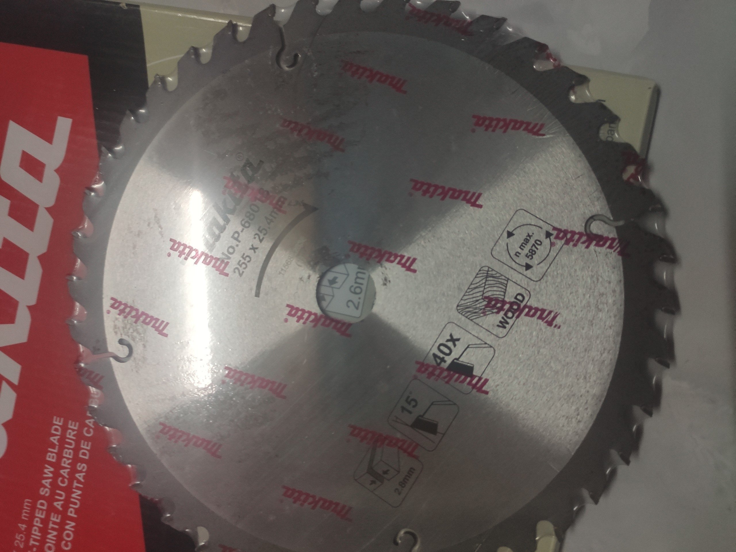 Lưỡi Cắt Gỗ Makita phi 185mm, 250mm