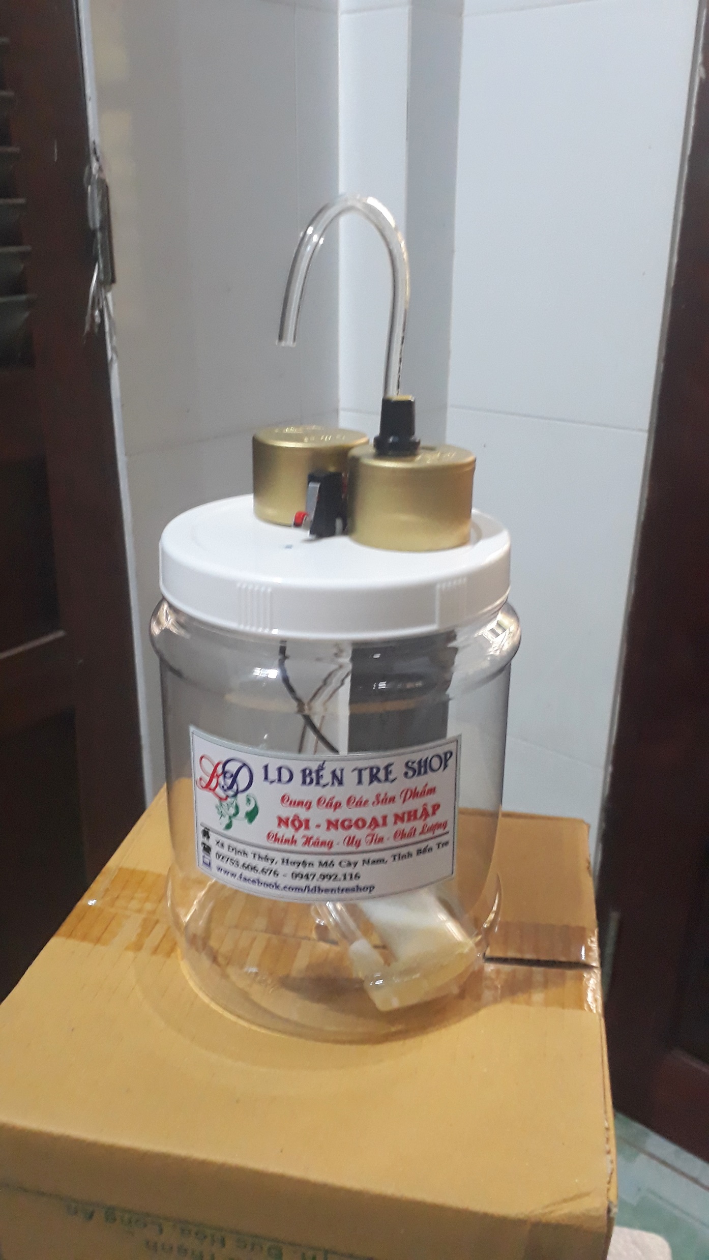Bình rót rươu tự động
