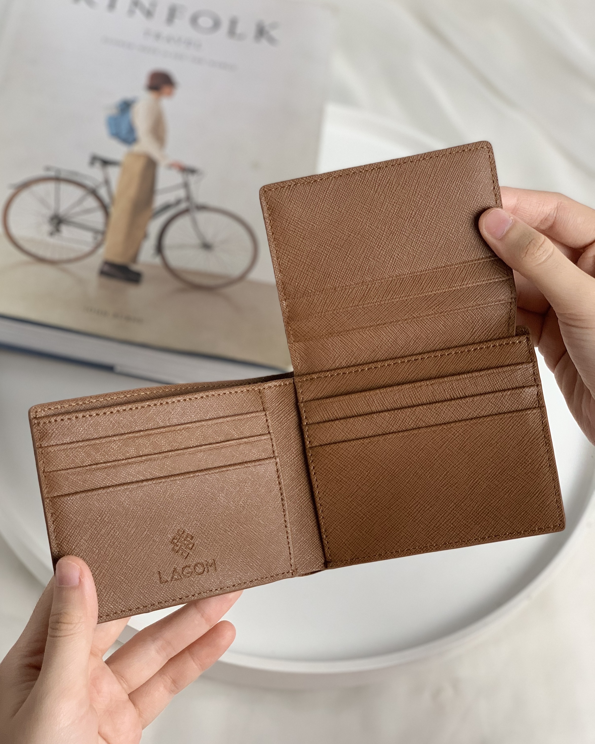 Ví nam LAGOM Da thật - Plus wallet