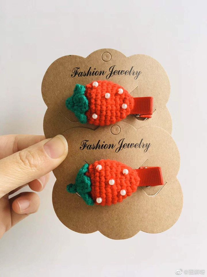 Duckbill hair clips