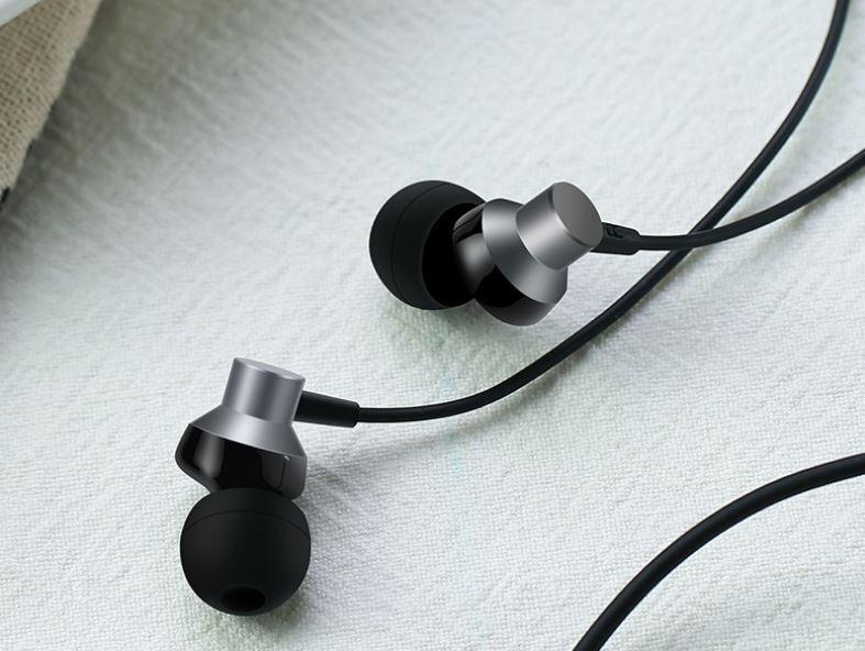 Quạt Sharp PJ-CD614A, động cơ DC, 32 chế độ gió, quay 360°, tạo ion âm, làm sạch không khí