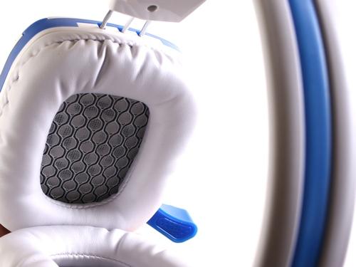 TAI NGHE Headphone SOUNDMAX AH-312