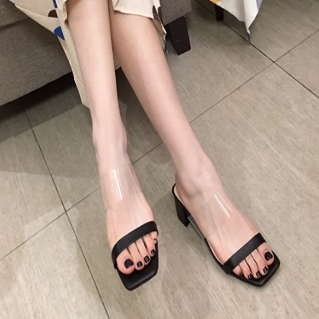 Xăng đan quai ngang cao gót vuông 5cm