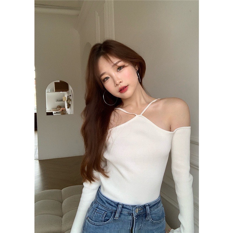 Áo Croptop Tay Dài Chéo Cổ A513499
