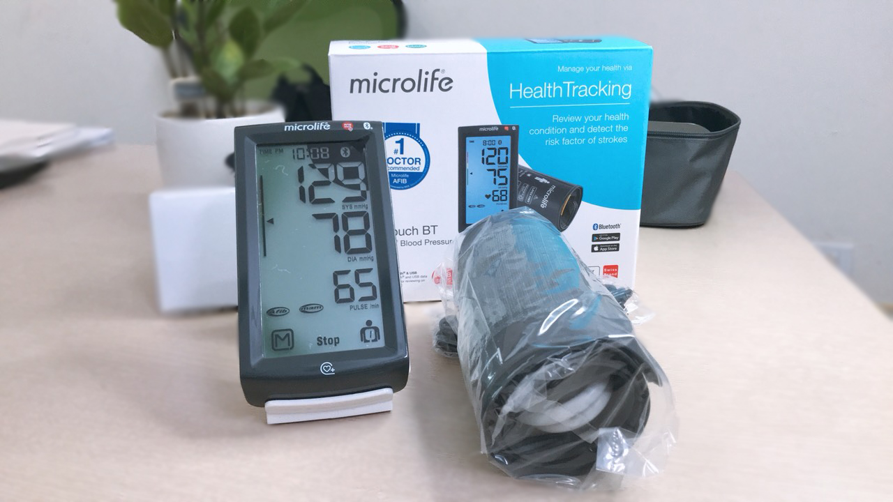 Máy đo huyết áp bắp tay Bluetooth Microlife BP A7 Touch BT