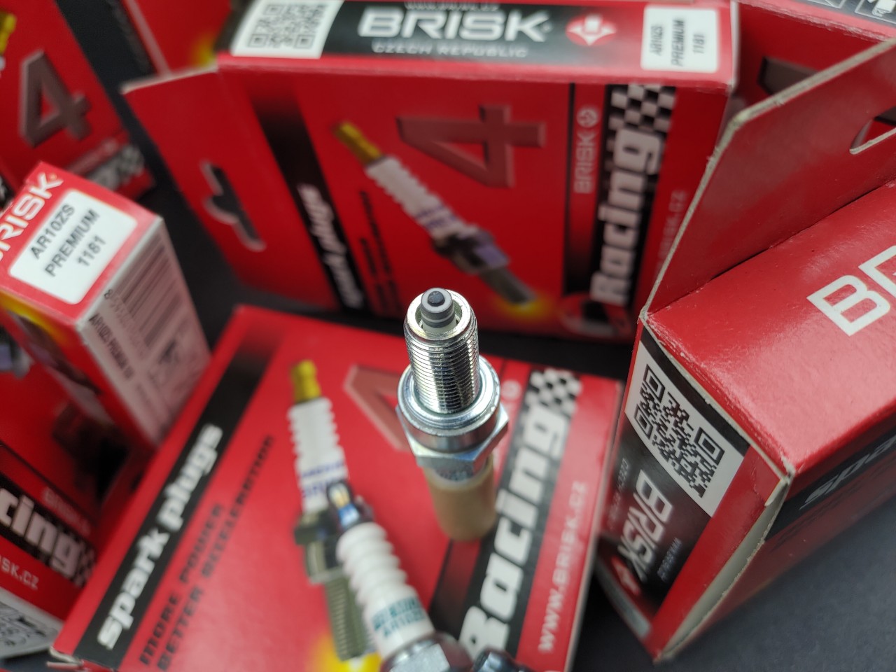 [HCM]Bugi Brisk 360 AR10ZS -1181 (Winner)