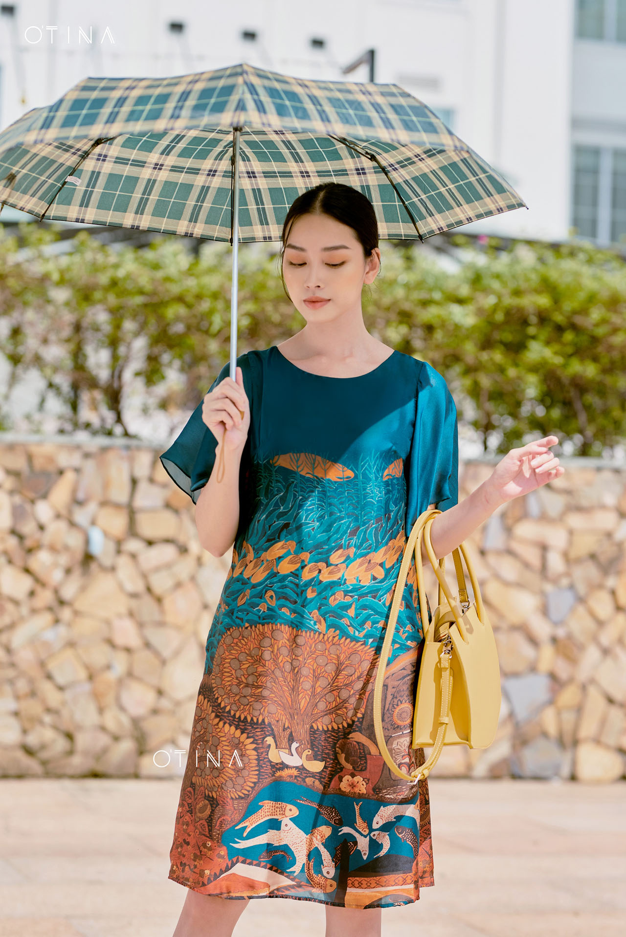 Đầm lụa tơ tằm chiều xuân