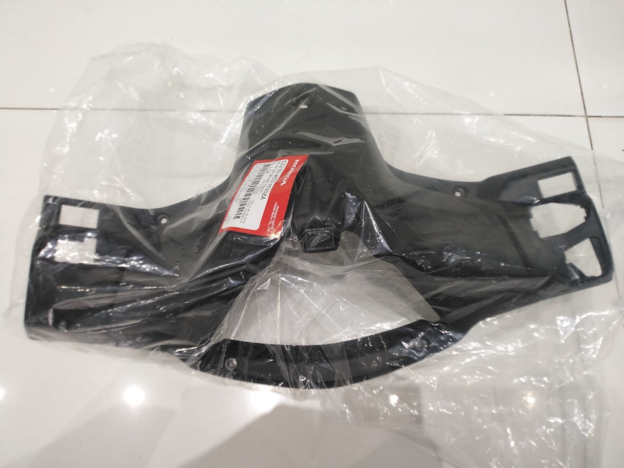 NẮP SAU TAY LÁI/ ỐP ĐẦU SAU WAVE RSX FI 110 (2014-2020 CÓ NÚT CÔNG TẮC TẮT MỞ ĐÈN), CHÍNH HIỆU HONDA MOTOR VN