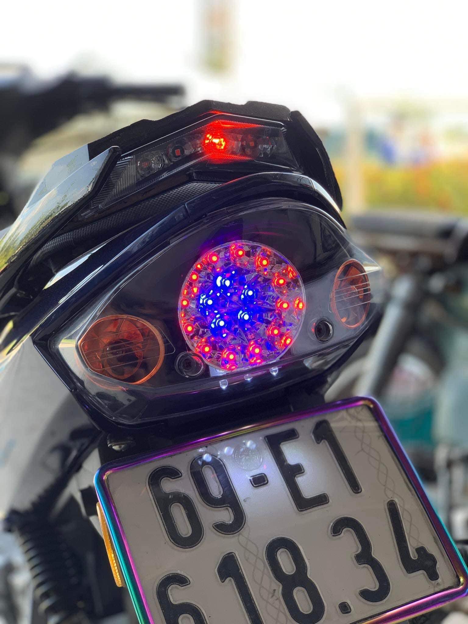 Đèn hậu Appi lắp Sirius
