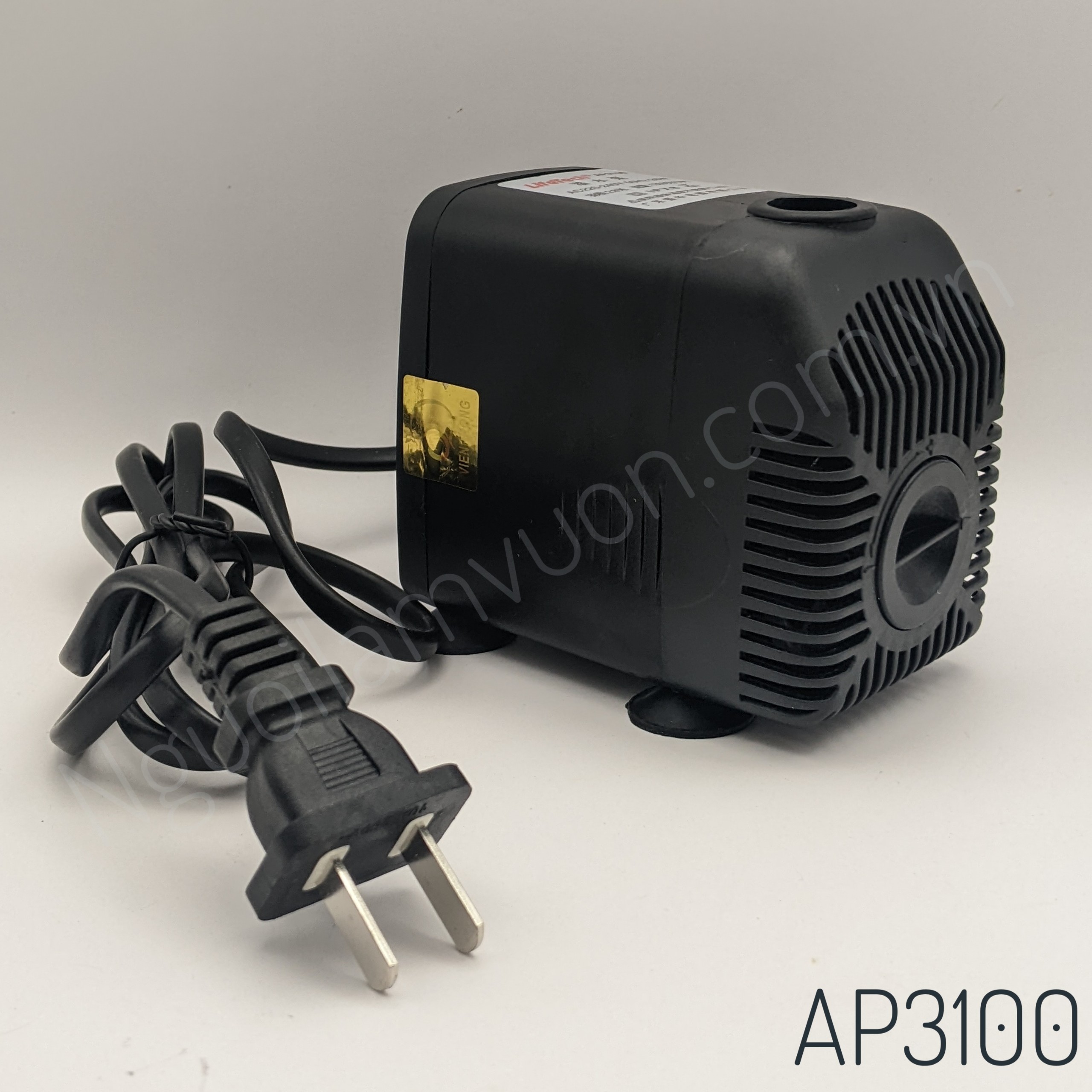 Máy bơm chìm hồ cá Lifetech model AP3100 (28W-1350L/h)