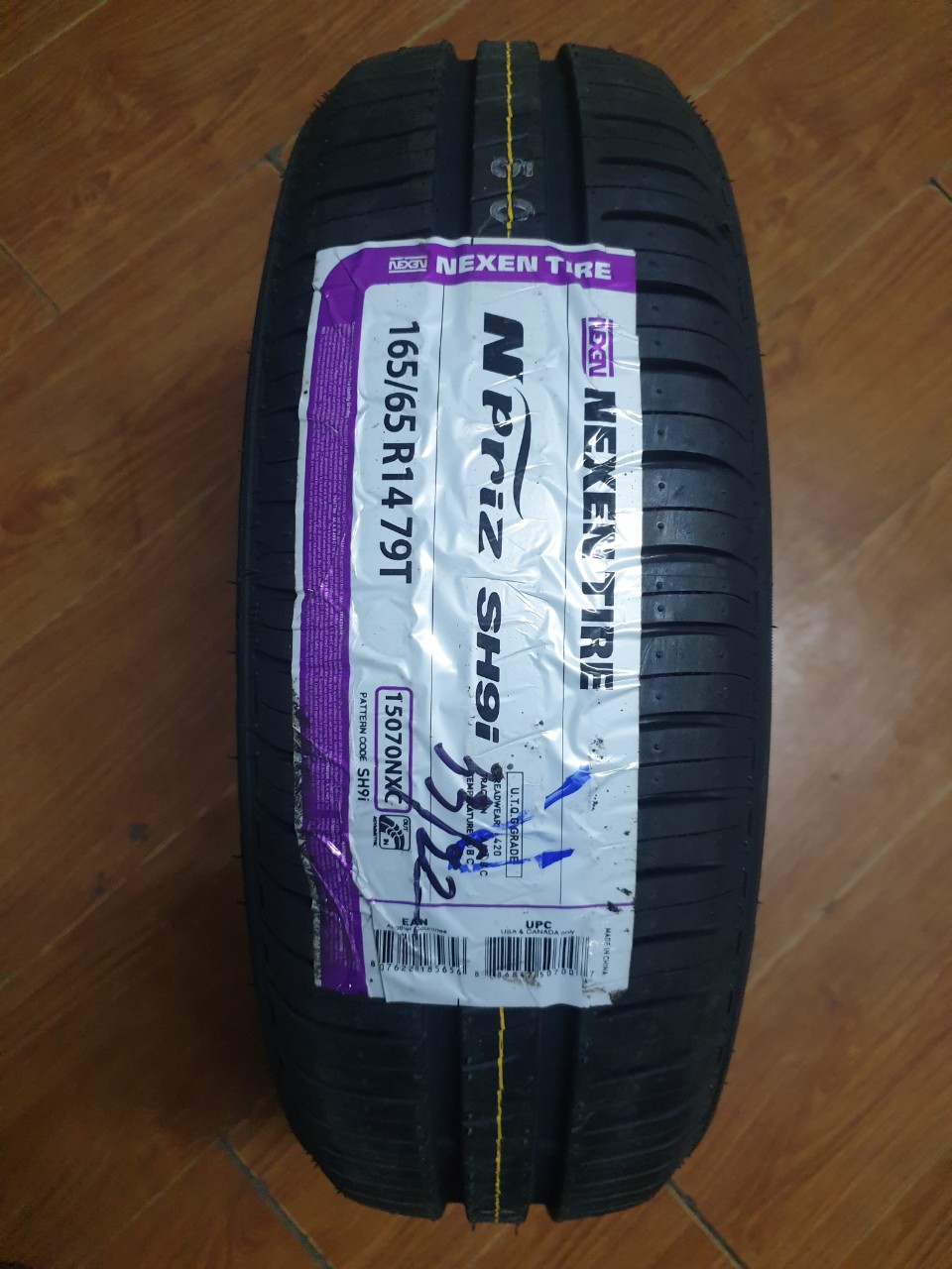 Tire nexen 165/65r14 sh9