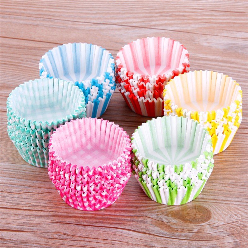 Cup giấy mềm hoa văn (mẫu ngẫu nhiên)