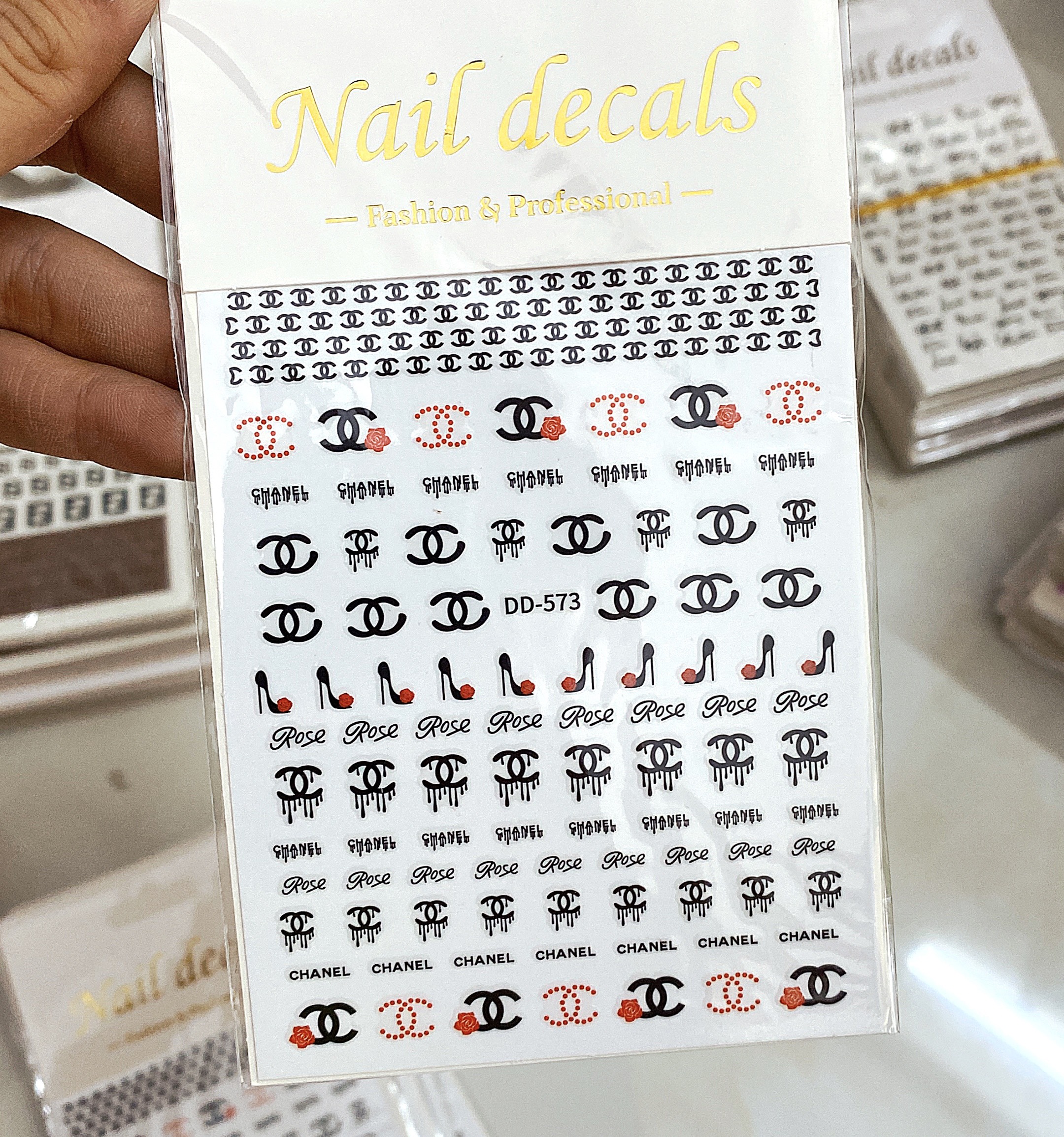 Sticker thương hiệu dán móng siêu Hot - Mini Nails