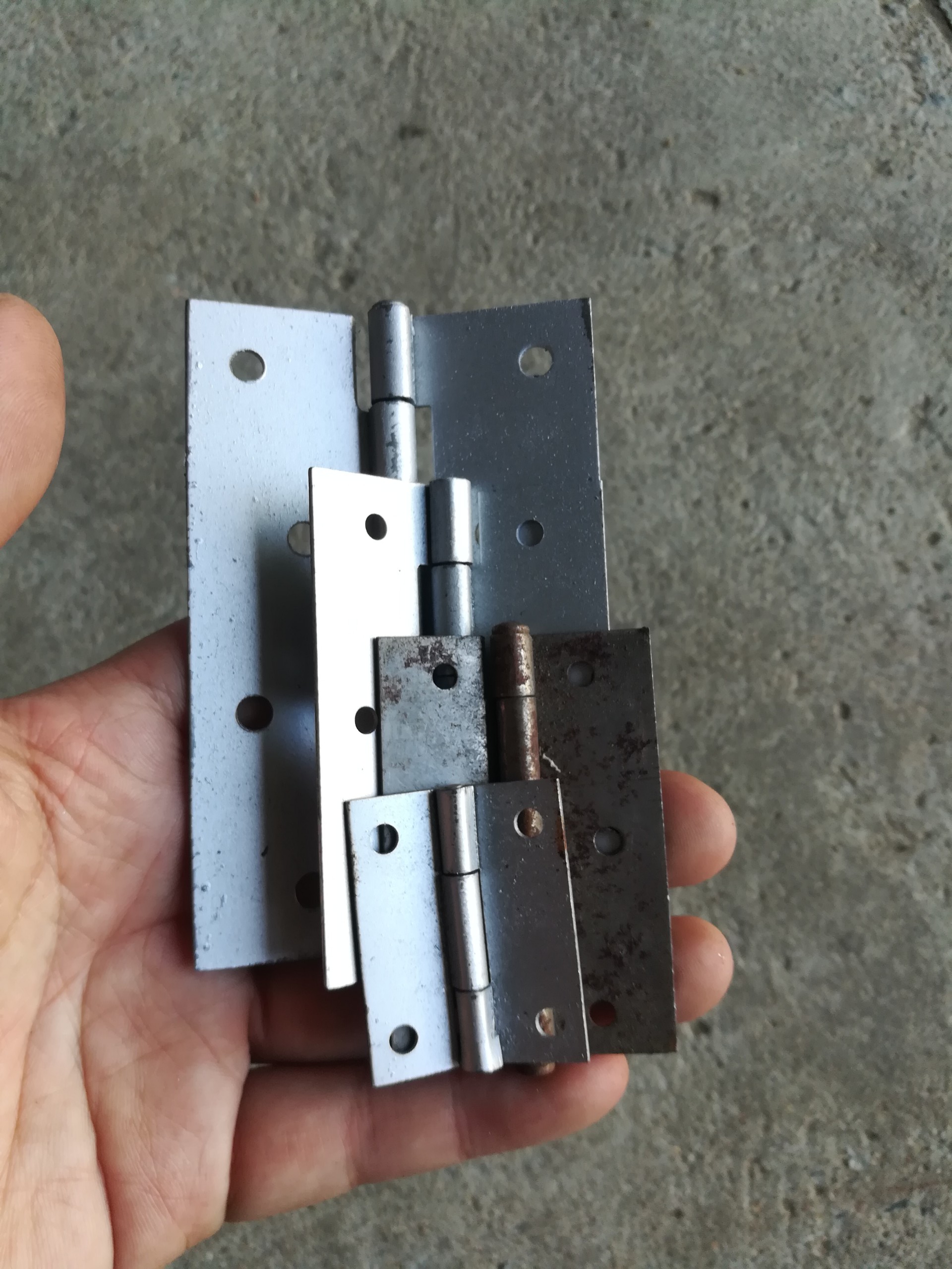 Bản Lề Lá SẮT Nhiều Kích Thước 4cm 6cm