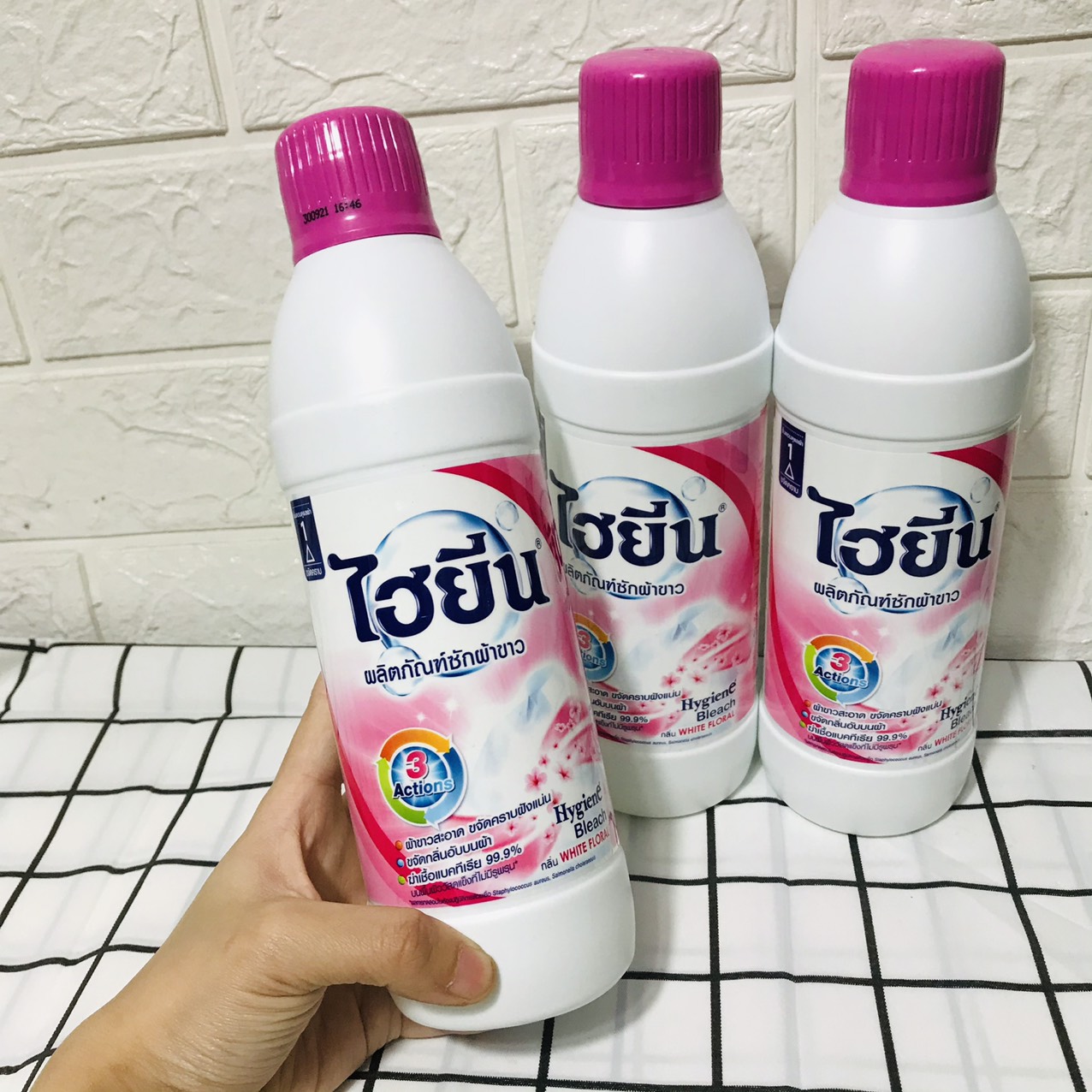 (600ML)  Nước Tẩy Quần Áo Trắng Hygiene Thái Lan