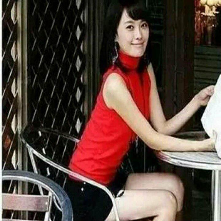Áo sát nách cổ lọ thun lụa hàng VNXK