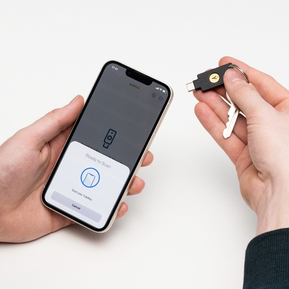 Khóa bảo mật Yubikey Security Key C NFC