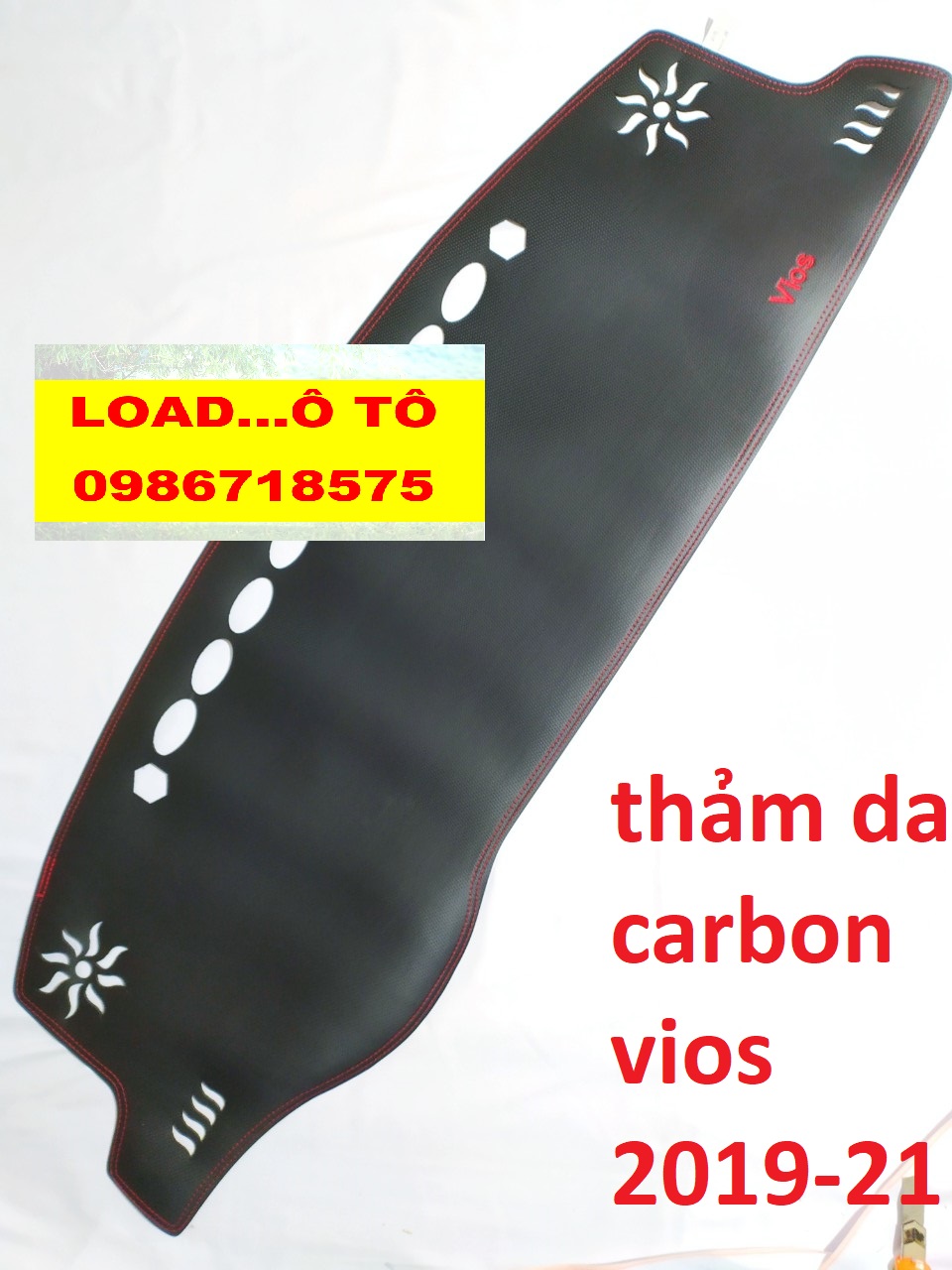 Thảm taplo da vân carbon xe toyota vios 2023-2019 mẫu vân carbon có lớp chống trượt