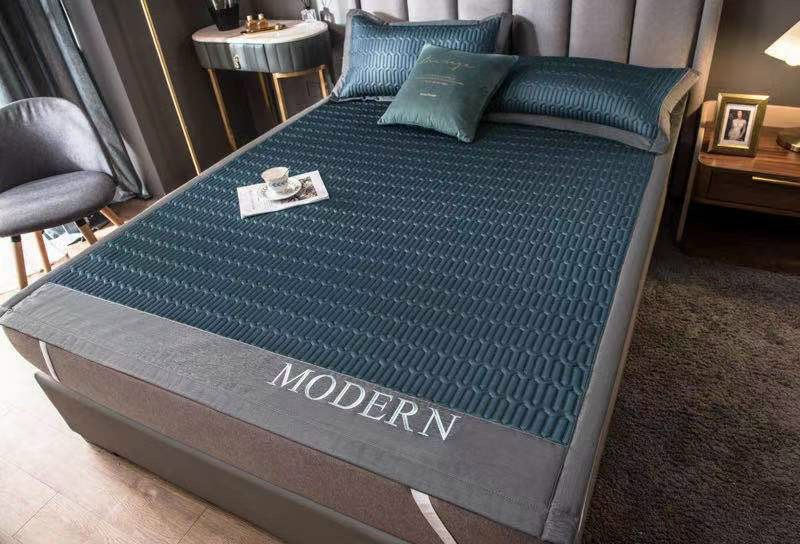 CHIẾU ĐIỀU HOÀ KÈM 2 VỎ GỐI NẰM CAO SU NON SIÊU CẤP MODERN MÀU XANH THAN