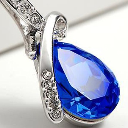 Dây chuyền mặt đá xanh