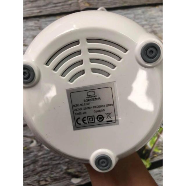 Máy ép cam Lock&Lock EJJ231-Hàng chính hãng