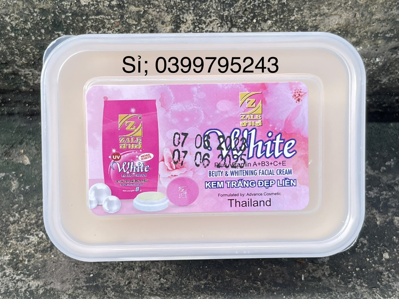 Kem Body Cốt Thái Hộp Vuông 100g