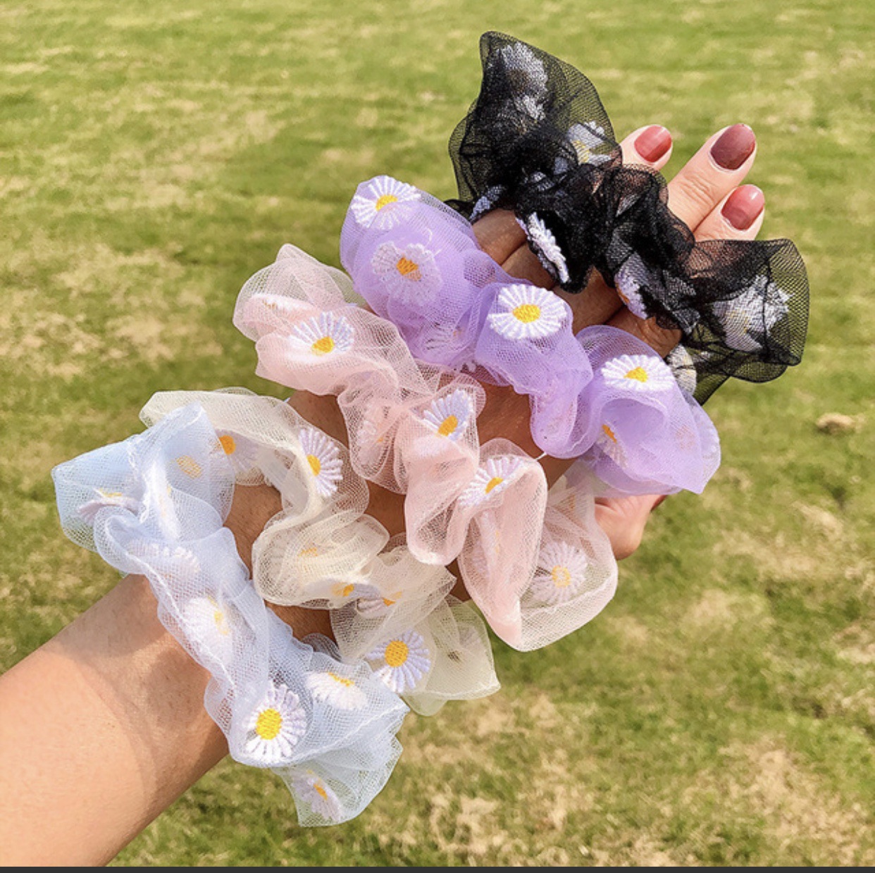 Dây buộc tóc hoa cúc- srunchies daisy