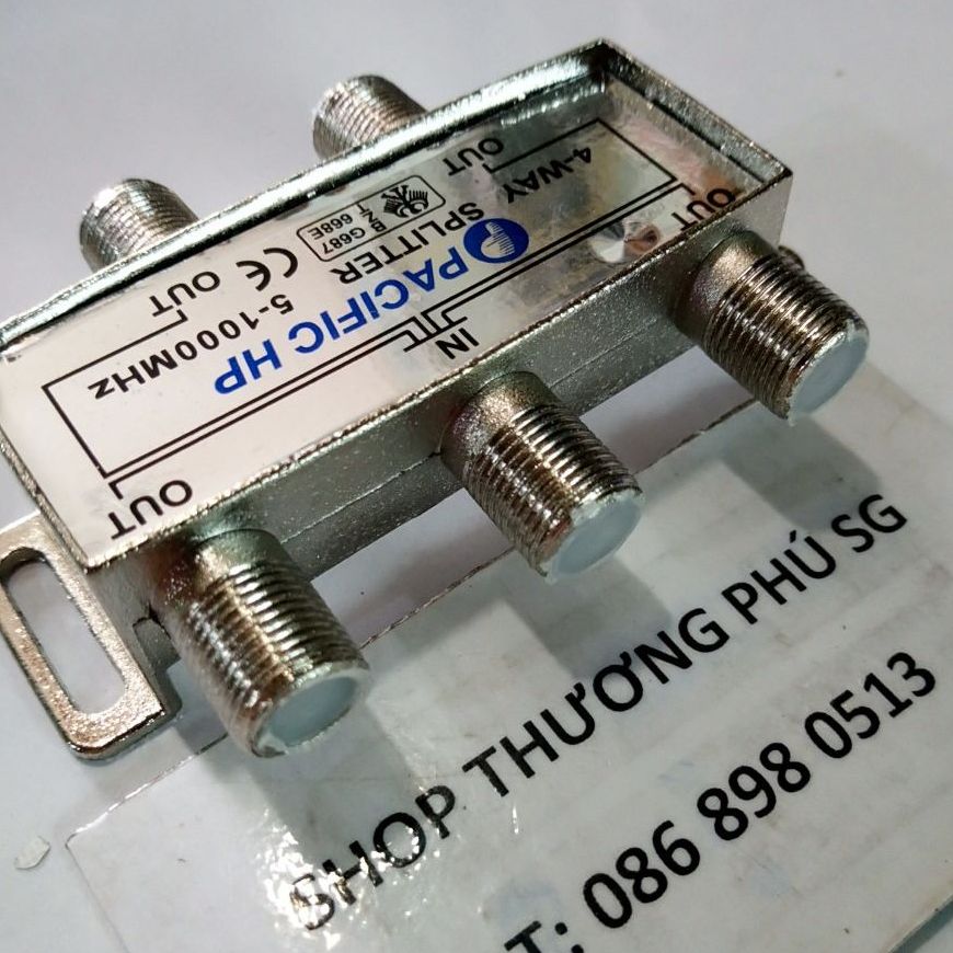 Bộ chia 1 ra 4 tín hiệu truyền hình cáp, Camera (Hiệu PACIFIC)