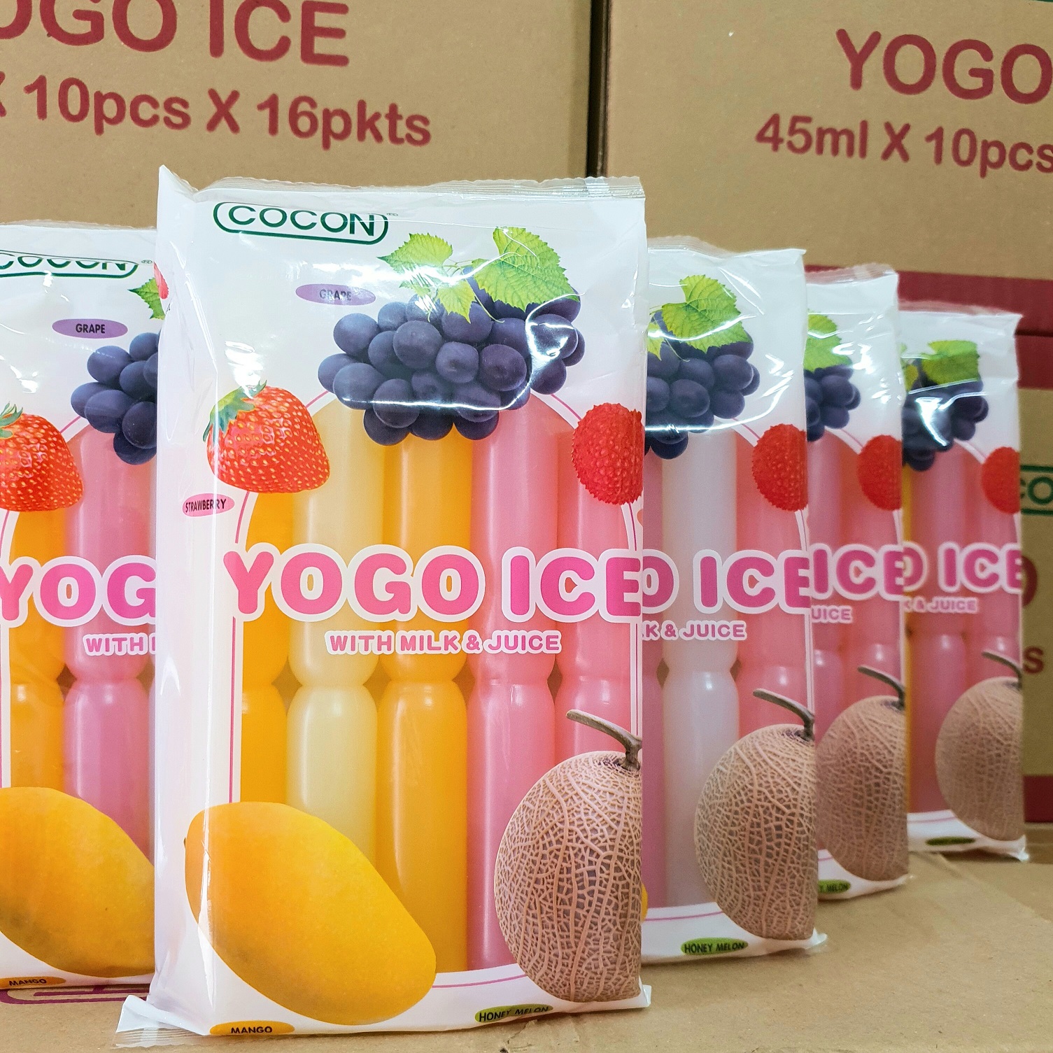 Thùng 16 Gói Kem Đá Trái Cây hiệu Cocon (450ml x 16 gói)