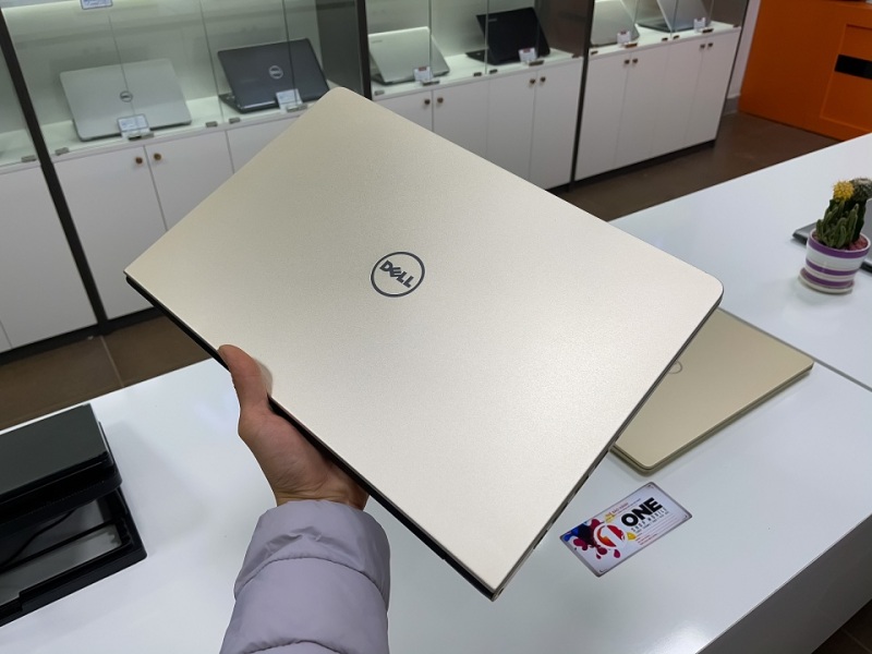 [VIP] Laptop Dell Vostro 5568 Gold Edition, Core i5 7200U/ Ram 8Gb/ SSD 256Gb/ Phím led cực chất .