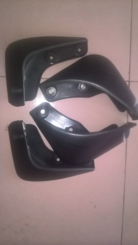 chắn bùn bánh kia morning