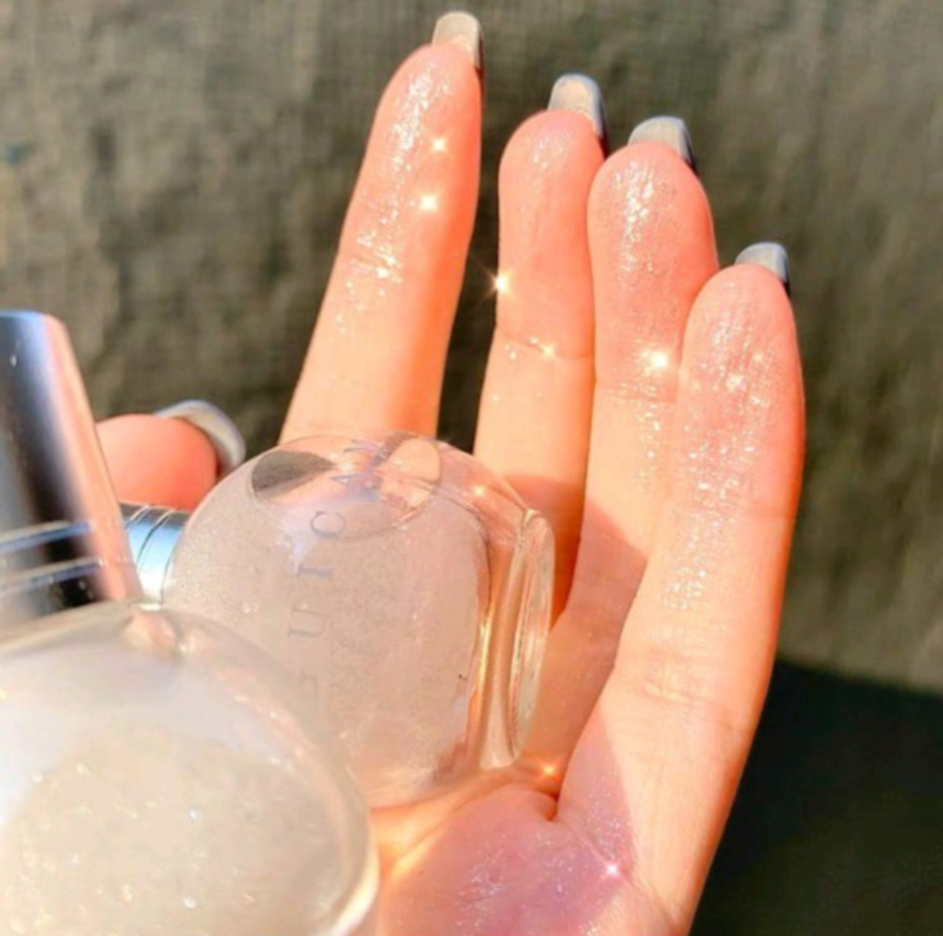 Chai Lăn Dạng Lỏng Nhũ Bắt Sáng Highlight GUICAMI