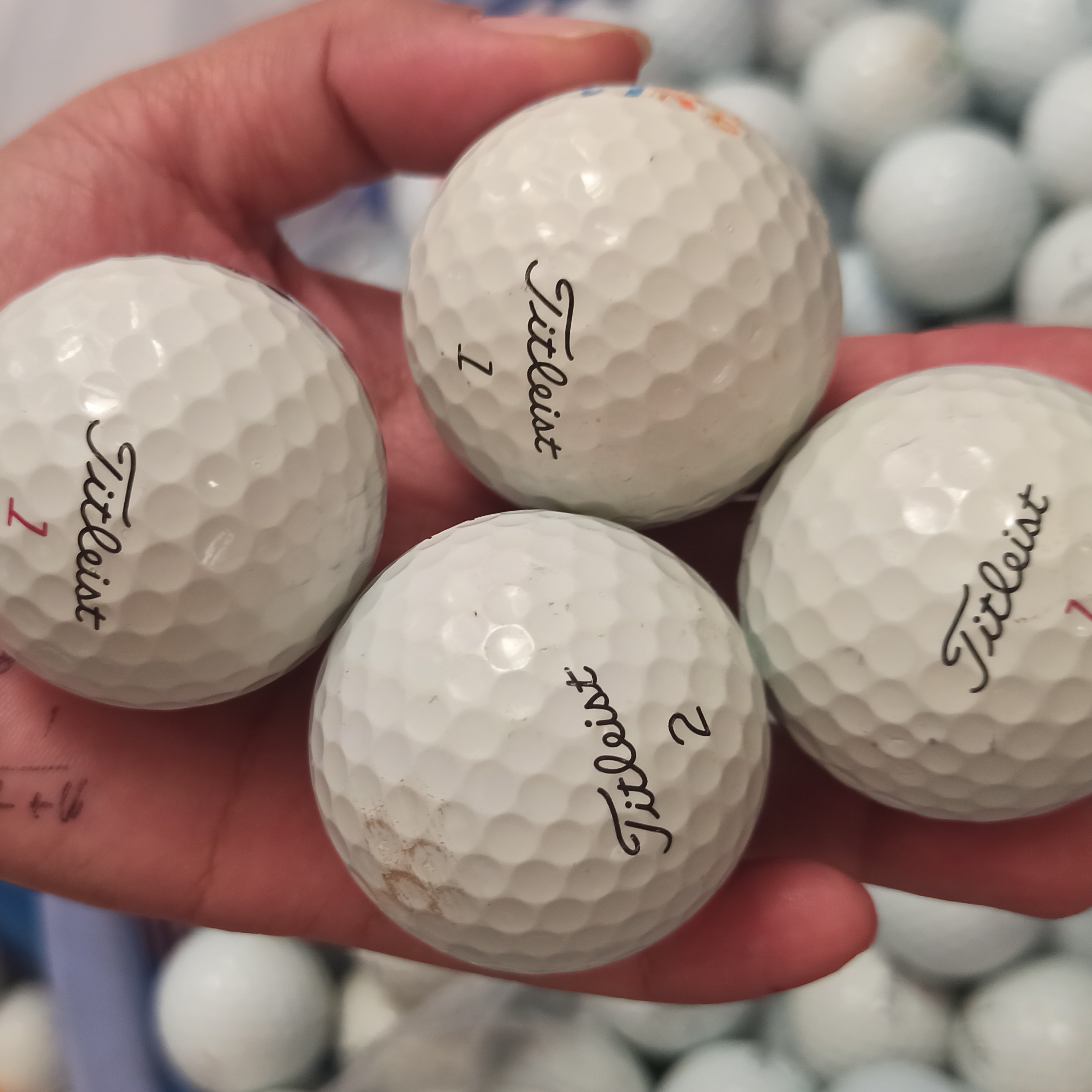 Bóng golf titleist pr v1