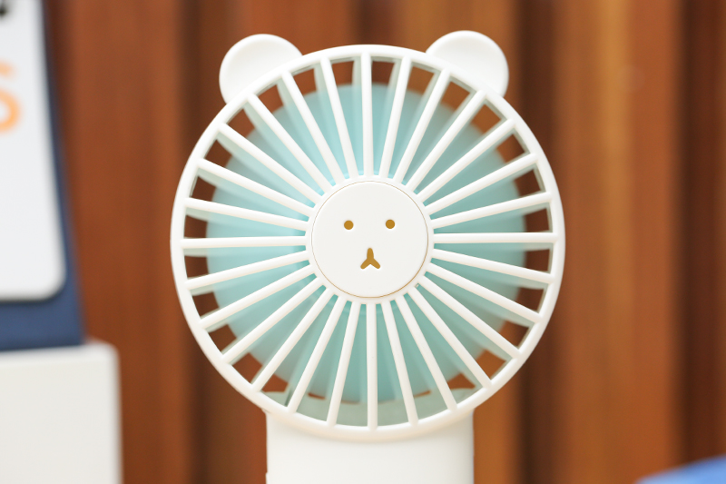 Quạt sạc mini Cosnmk003 Trắng