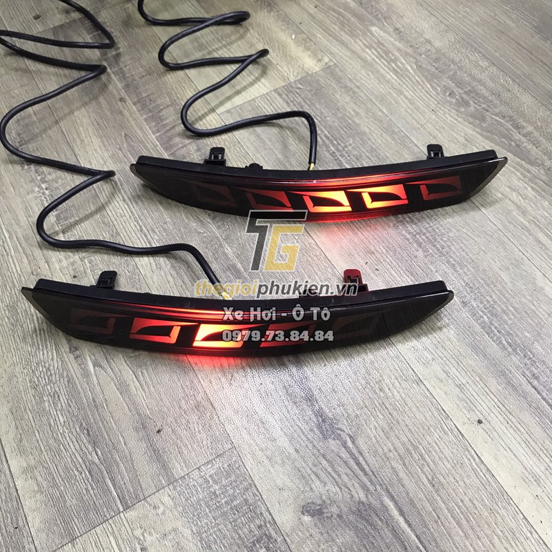 Độ đèn Led gầm sau xe Mazda 3 2020