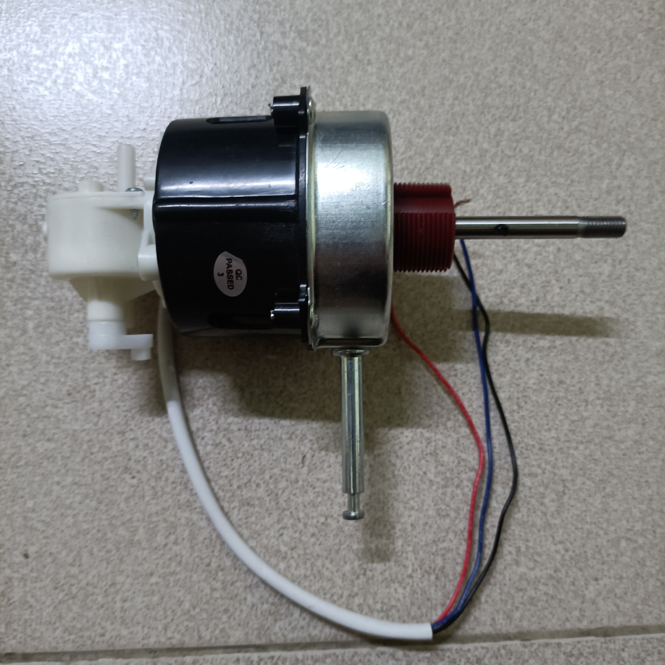 1A - Đầu quạt không chổi than 12V 1A chế quạt (cốt đỡ thân quạt 8mm)