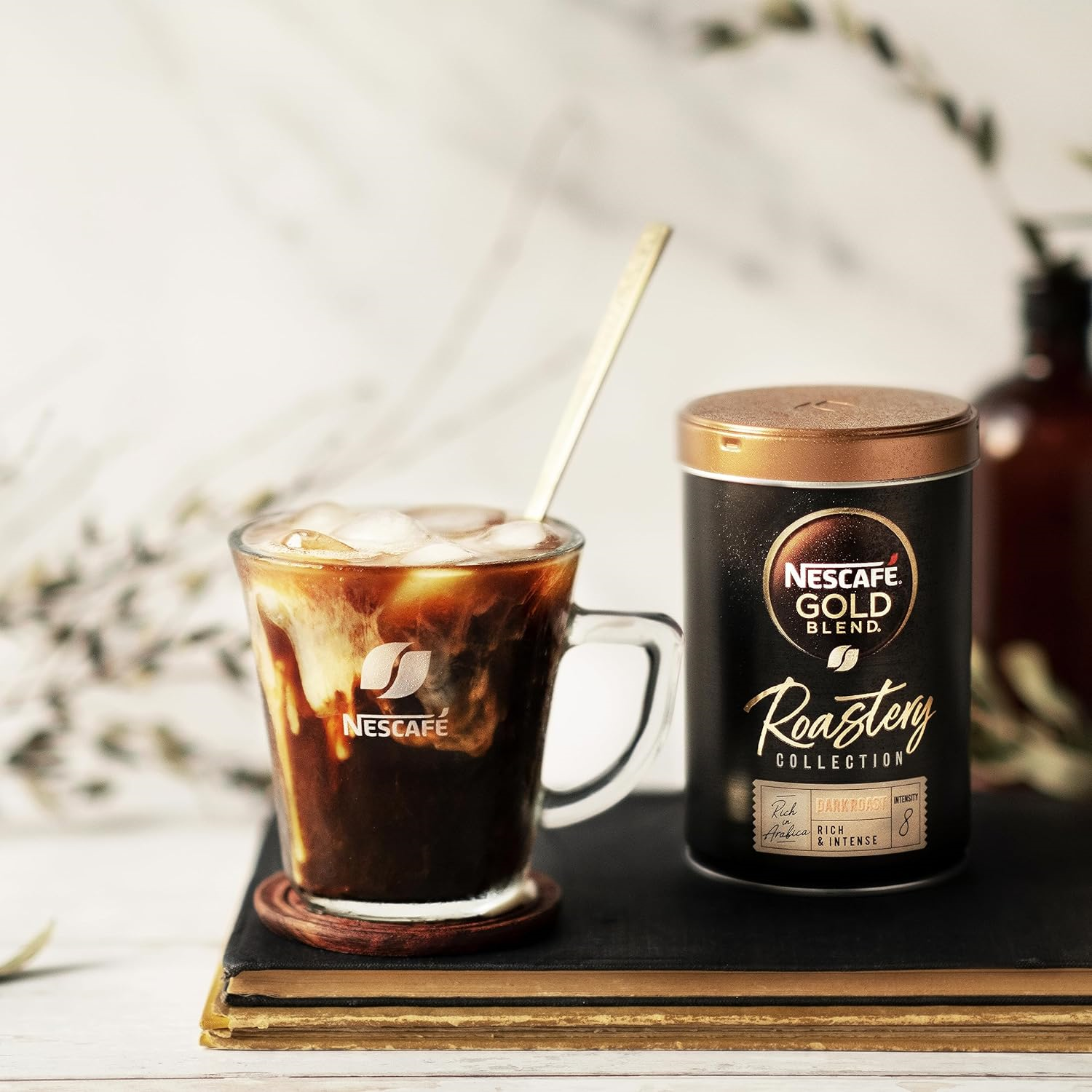 Cà phê hòa tan Nescafé Gold Blend Dark Roastery 95g