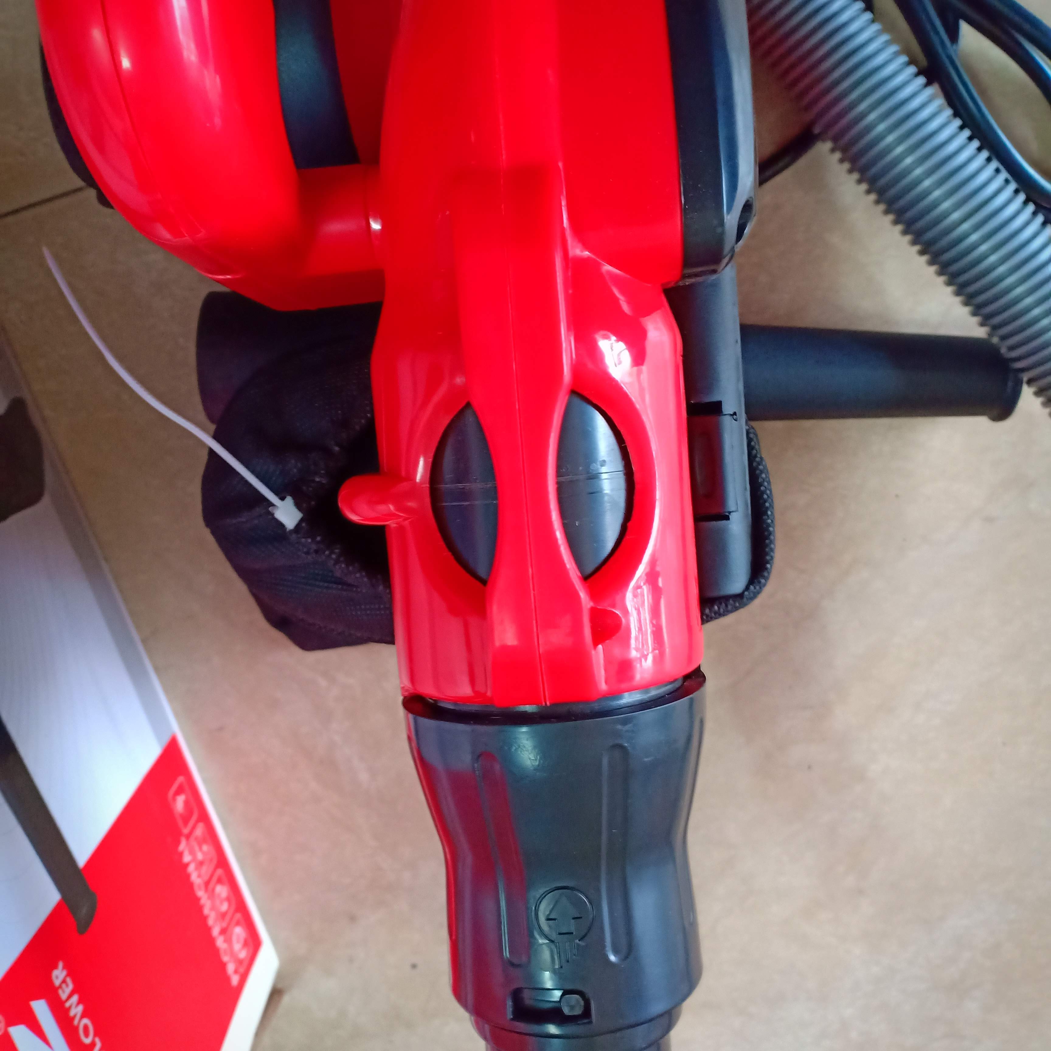 Máy thổi hút bụi ACZ công suất 1200W - cỡ lớn
